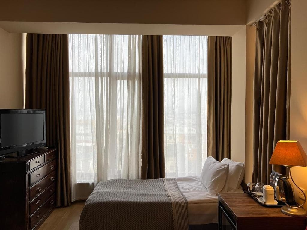 1758278941676-622130352