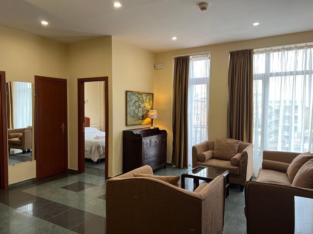 1758278941677-622130361