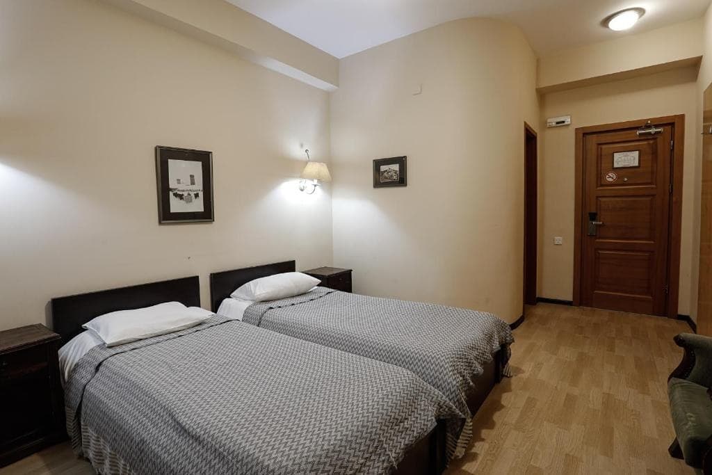 1758278941679-625012392