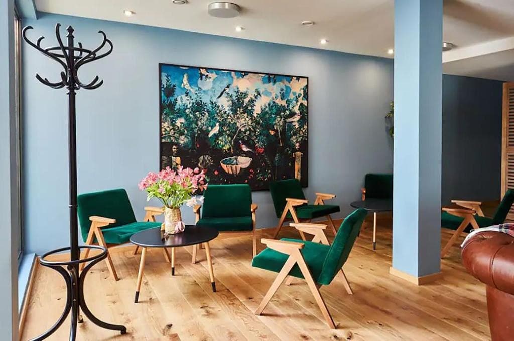 1758279088779-318738825