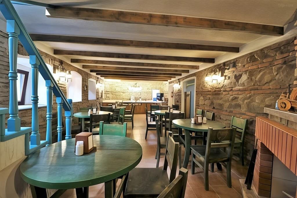 1758279348694-t_imagelogo_tripbinaryignoredefaultwm1A8F-1