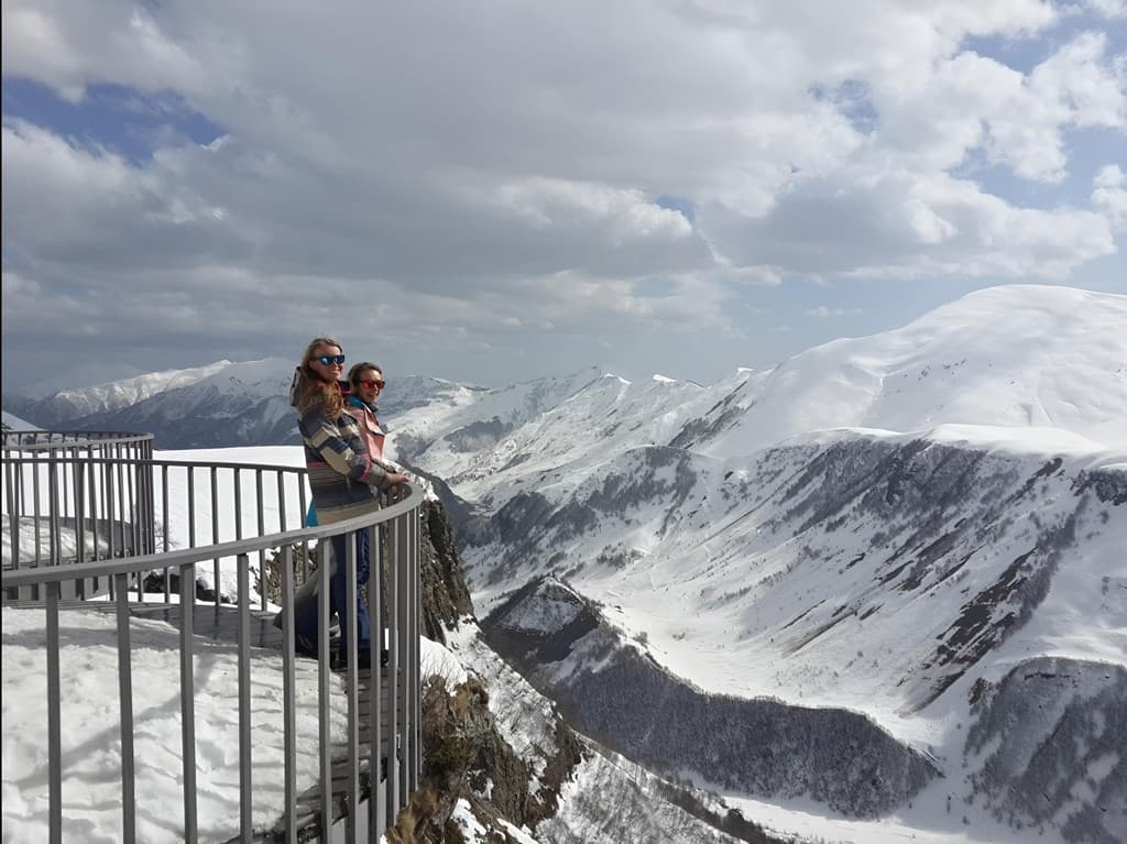 1763565300500-Picsart_25-01-05_10-26-57-950