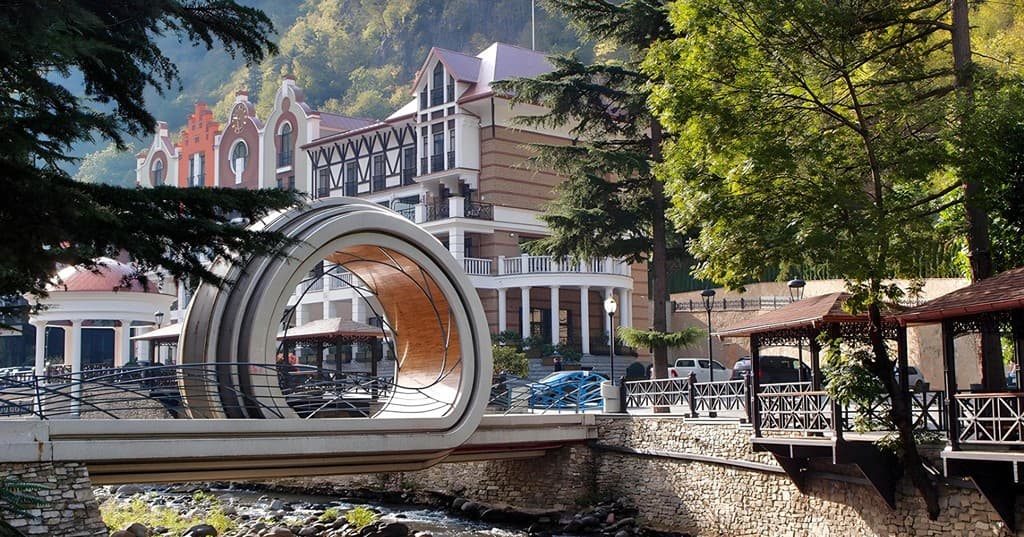 1768458454411-Picsart_24-08-12_11-40-53-491