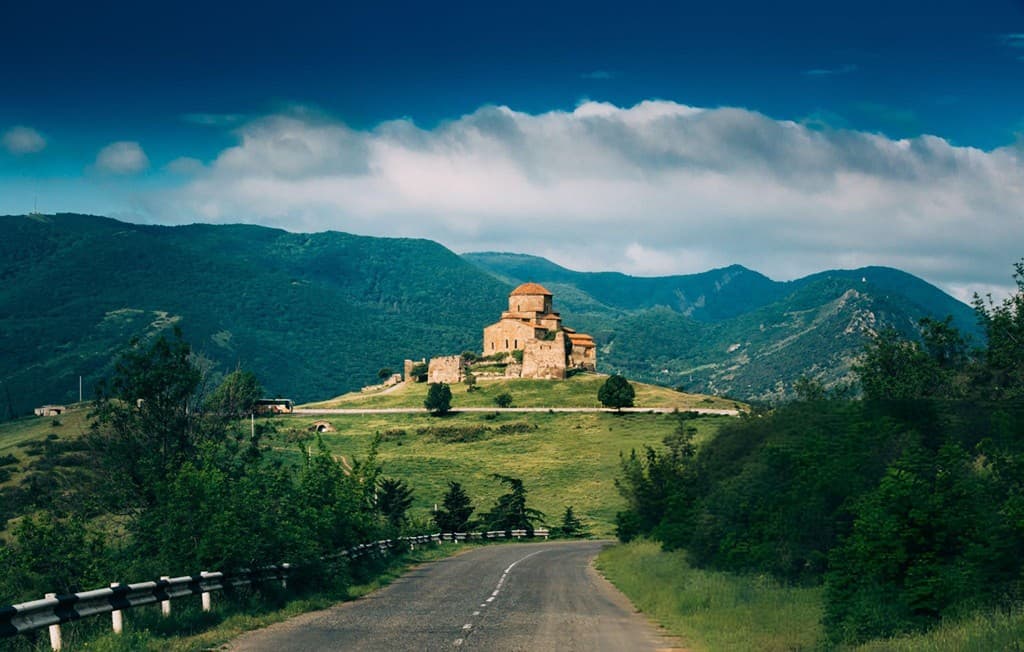 From Tbilisi To Mtskheta Jvari and Cave City Uplistsikhe DayTrip Guided Tours