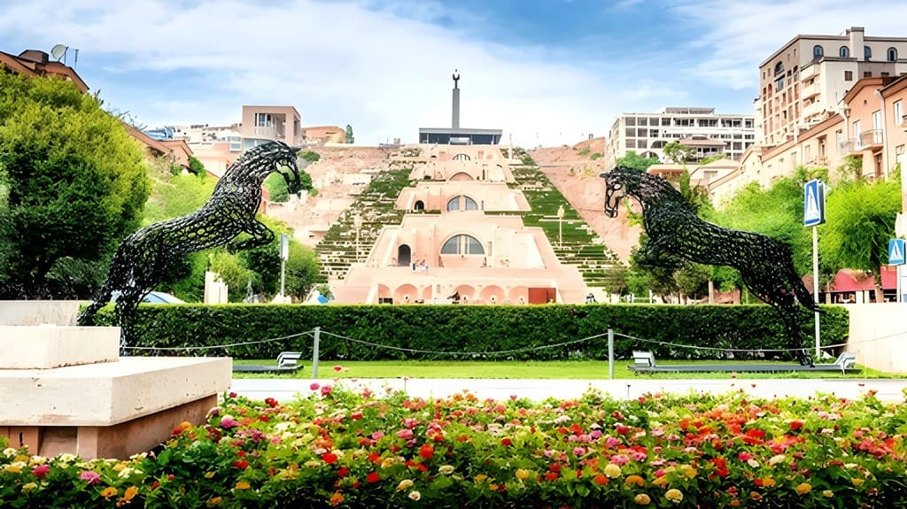 From Tbilisi: Yerevan, Dilijan and Lake Sevan Day Tour ️