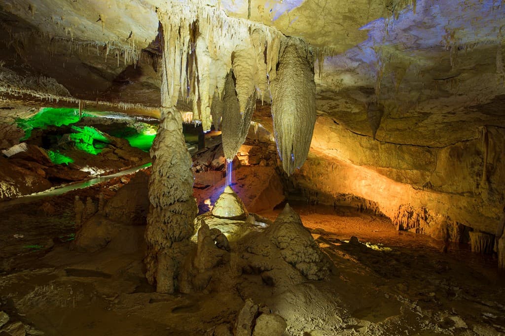 Prometheus_Cave_13